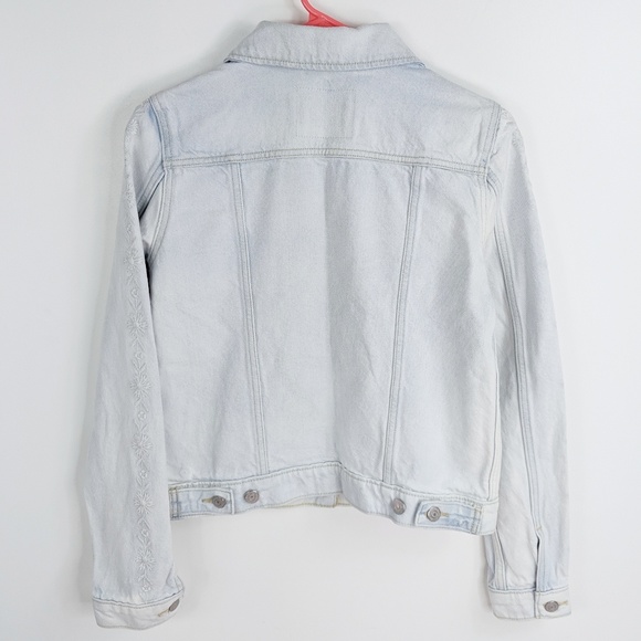 Levi's Floral Embroidered Original Trucker Jacket - Picture 2 of 5